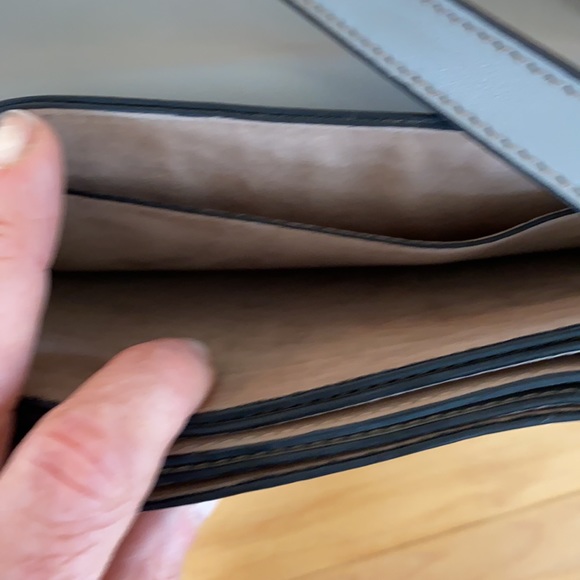 Gray suede bag circle closure designer inspired - Picture 6 of 12